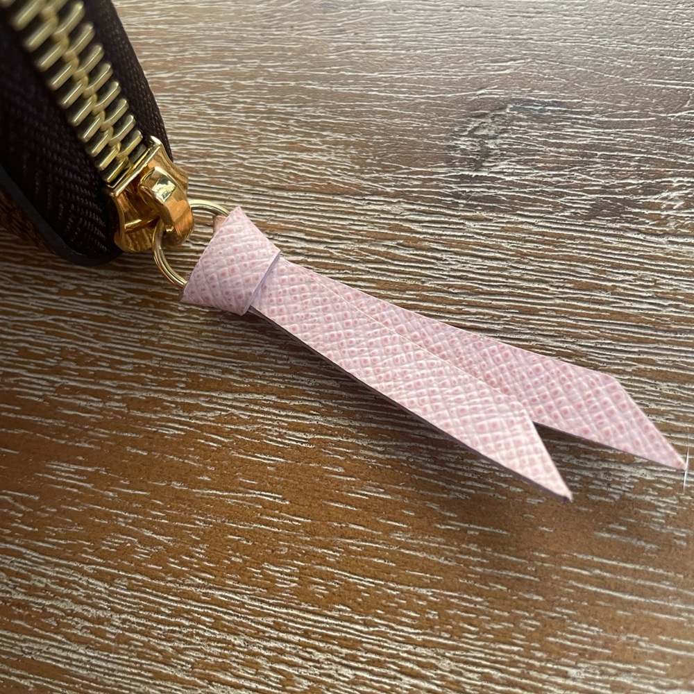 ❌ SOLD ❌ Authentic Louis Vuitton Clemence Wallet - Picture 6 of 11